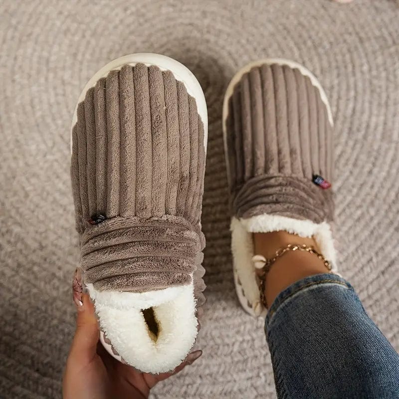 Women's Ultra-Cosy Slippers for Warmth and Comfort